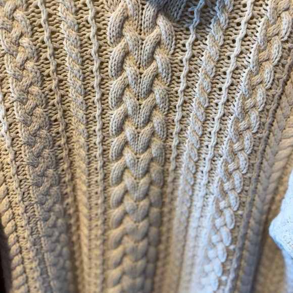 Ralph Lauren Black Label Cream Cable Knit Turtleneck Sweater EUC - Picture 2 of 7